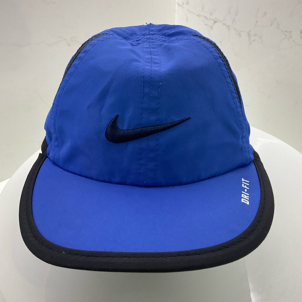 Nike featherlite blue strapback hat infant size
